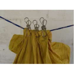 Very strong 30 grade 304 ss 2.3mm wire clothes pegs in a hemp bag